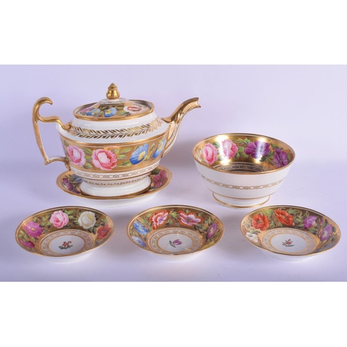 305 - A LATE 18TH/19TH CENTURY ENGLISH PORCELAIN TEAPOT AND COVER ON STAND Attributed to Derby, with match... 