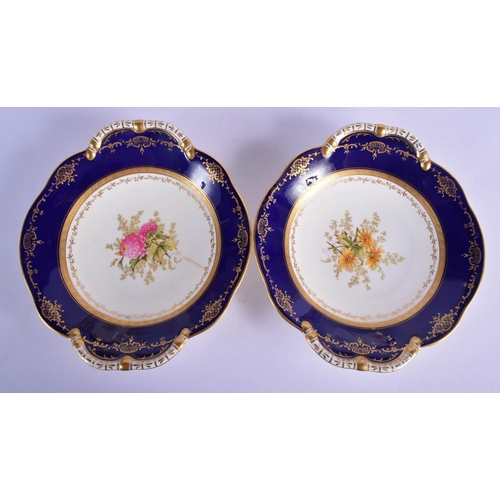 312 - AN ANTIQUE COALPORT PART DESSERT SERVICE decorated with foliage and seaweed scrolls. Largest 28 cm w... 