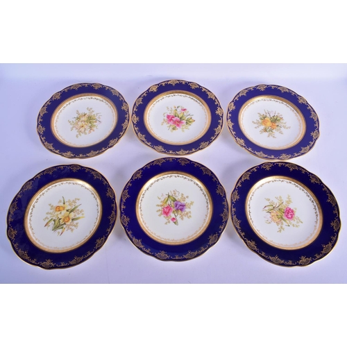 312 - AN ANTIQUE COALPORT PART DESSERT SERVICE decorated with foliage and seaweed scrolls. Largest 28 cm w... 