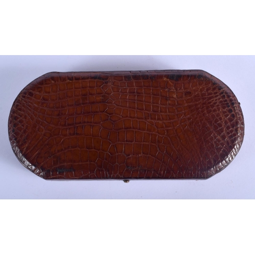 345 - A COLLECTION OF ANTIQUE IVORY GROOMING KIT. 20 cm x 10 cm.