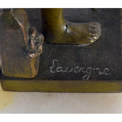 350 - European School (1920) Bronze, Fisherman. 30 cm high.