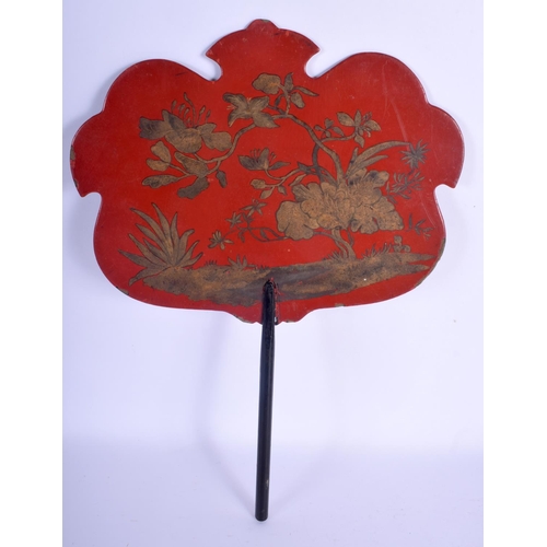 443 - A GEORGE III COUNTRY HOUSE BLACK LACQUER FAN decorated with Chinese figures, together with a painted... 