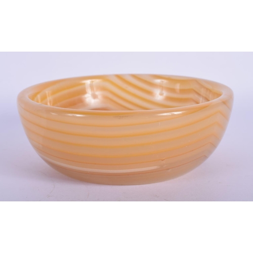 448 - AN EARLY 20TH CENTURY MIDDLE EASTERN CARVED AGATE CIRCULAR BOWL of naturalistic form. 11 cm diameter... 