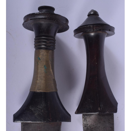 453 - TWO EARLY 20TH CENTURY CONTINENTAL KNIVES one with animal skin sheath. Longest 37 cm. (2)