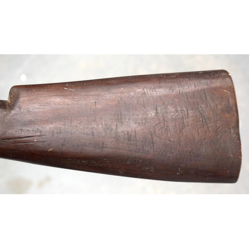 462 - A VICTORIAN CROSS BOW with later fittings. 120 cm x 125 cm.