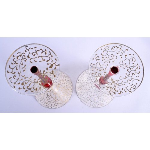 48 - A STYLISH SET OF FOUR VINTAGE MURANO VENETIAN GLASSES overlaid with trailing vines and foliage. 19 c... 