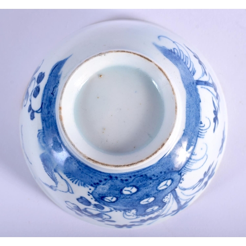 59 - A GOOD 18TH CENTURY ENGLISH BLUE AND WHITE PORCELAIN TEABOWL probably Lowestoft or Derby, painted wi... 
