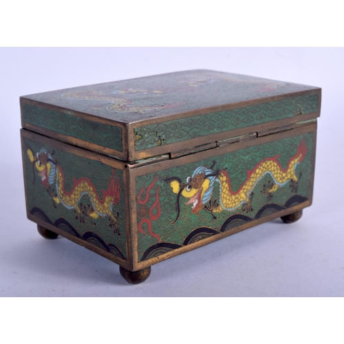 1018 - AN EARLY 20TH CENTURY CHINESE CLOISONNE ENAMEL DRAGON BOX AND COVER Late Qing/Republic. 552 grams. 1... 