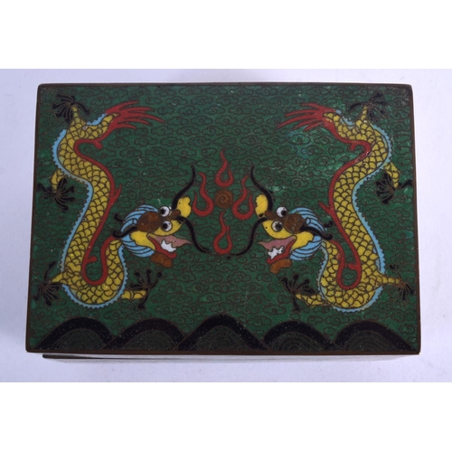 1018 - AN EARLY 20TH CENTURY CHINESE CLOISONNE ENAMEL DRAGON BOX AND COVER Late Qing/Republic. 552 grams. 1... 