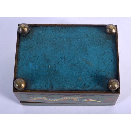 1018 - AN EARLY 20TH CENTURY CHINESE CLOISONNE ENAMEL DRAGON BOX AND COVER Late Qing/Republic. 552 grams. 1... 