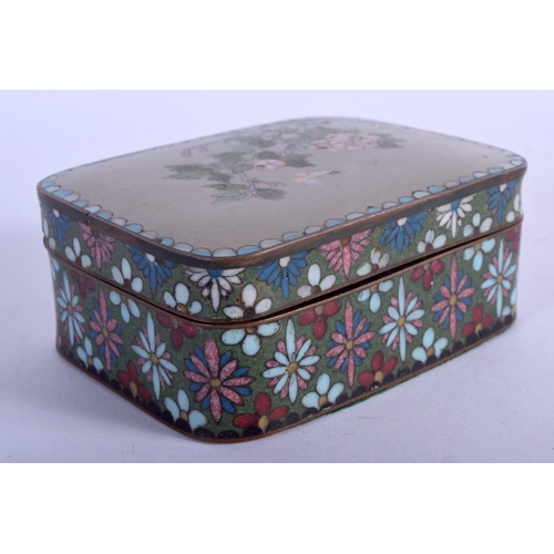 1019 - AN EARLY 20TH CENTURY JAPANESE MEIJI PERIOD CLOISONNE BOX AND COVER Late Qing/Republic. 250 grams. 1... 