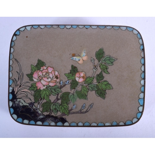 1019 - AN EARLY 20TH CENTURY JAPANESE MEIJI PERIOD CLOISONNE BOX AND COVER Late Qing/Republic. 250 grams. 1... 