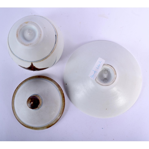 102 - A DAVID LEACH BOWL AND COVER together with a David Leach bowl. Largest 14 cm wide. (2)