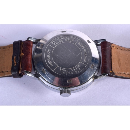 1034 - A CYMA NAVYSTAR WRISTWATCH.  Dial4cm inc crown, weight 43g