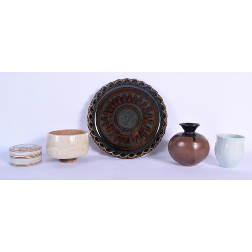 106 - A JULIE AYTON SMALL CELADON POT together with a Raku vase etc. Largest 18 cm wide. (5)