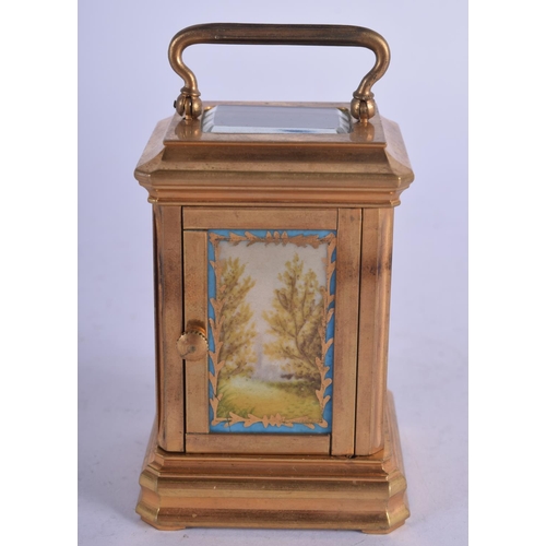 1179 - A CONTEMPORARY SEVRES STYLE MINIATURE CARRIAGE CLOCK. 323 grams. 7.5 cm high inc handle.