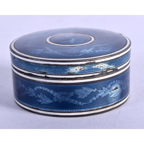 1251 - A CONTINENTAL BLUE ENAEL PILL BOX WITH ENGINE TURNED BASE.  4.4cm diameter, 2.2cm high, weight 48.5g