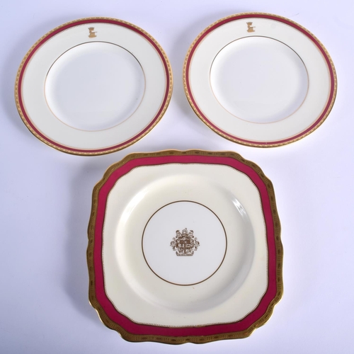 203 - 20th c.  Minton dinner plate and two dessert plates with crimson border having a crown and lion cres... 