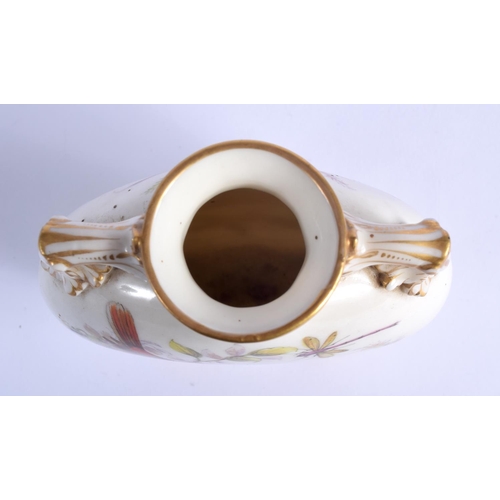 211 - Royal Worcester fine moon flask painted with chubby birds by John Hopewell, date code 1873. 13cm Hig... 