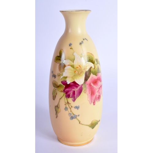 218 - Royal Worcester blush ivory vase painted with roses and a lily, date code 1914. 14.5cm High