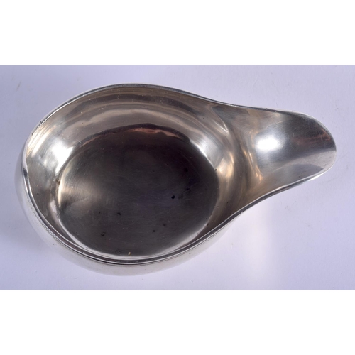 382 - AN ANTIQUE CONTINENTAL SILVER PAP BOAT. 99 grams. 12 cm x 7.5 cm.