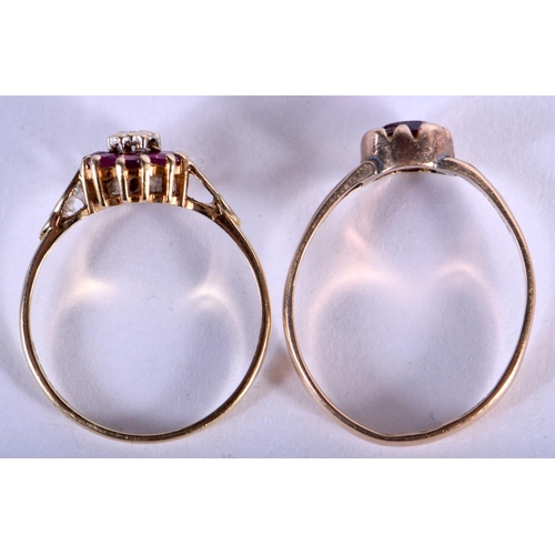 676 - TWO 9CT GOLD RINGS. P. 4 grams. (2)