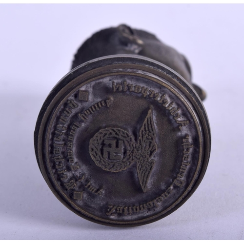 775 - A GERMAN HITLER SEAL. 179 grams. 7 cm high.