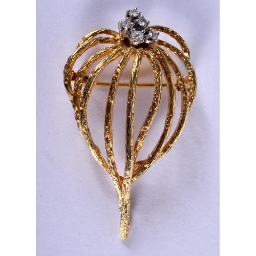 782 - A VINTAGE 9CT GOLD AND DIAMOND BROOCH. 5.5 grams. 4.5 cm x 2.5 cm.