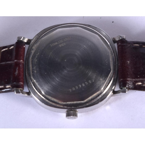 809 - A BOXED LONGINES WRISTWATCH. 39 grams. 3.5 cm wide inc crown.