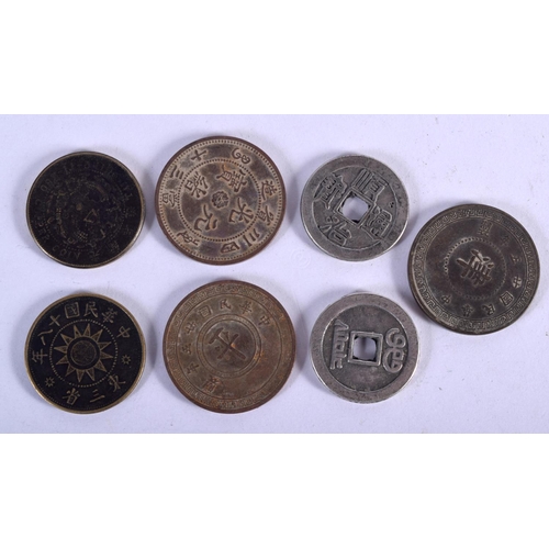 828 - CHINESE COINS. 139 grams. 3.75 cm wide. (qty)