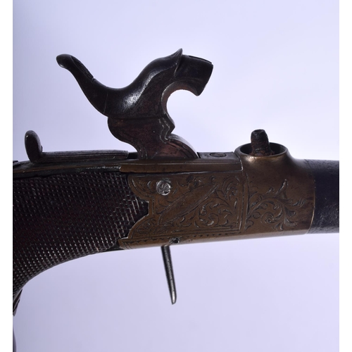 849 - AN ANTIQUE PISTOL. 14 cm wide.