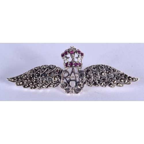 881 - A SILVER RAF BROOCH. 6 grams. 5.5 cm x 2 cm.