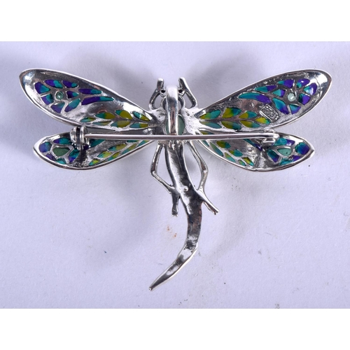 882 - A SILVER DRAGONFLY BROOCH. 8.8 grams. 5.5 cm x 4 cm.