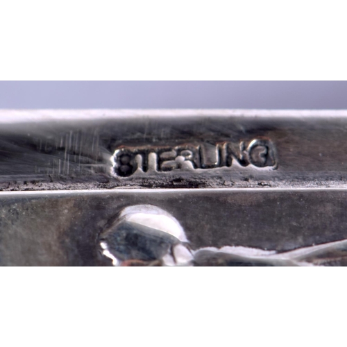 949 - A STERLING SILVER VESTA CASE EMBOSSED WITH A GOLFER.  Stamped Sterling, 4.4cm x 3.2cm, weight 23.6g