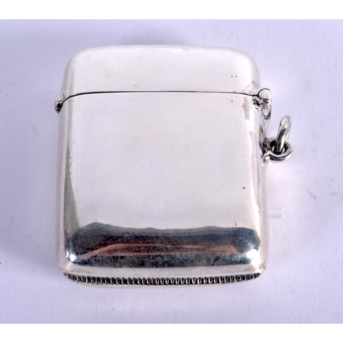 955 - A STERLING SILVER VESTA CASE EMBOSSED WITH BATS.  Stamped Sterling, 4.3cm x 3.8cm, weight 22g