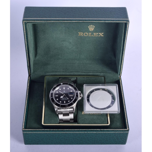 995 - A BOXED ROLEX SUBMARINER 16800 WRISTWATCH C1982, with original spare bezel. 122 grams. 4.5 cm diamet... 