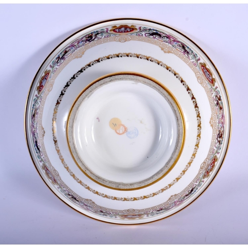 101 - SEVRES BOWL DATED 1846 PAINTED IN THE HUNTING SERVICE PATTERN OF LOUIS PHILLIPE, WITH DETAILED BORDE... 