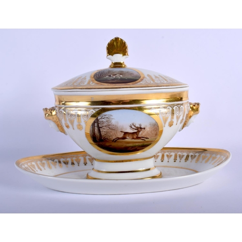 105 - 18TH C. FRENCH PORCELAIN TUREEN STAND AND COVER PAINTED WITH PANELS OF HUNTING SCENES. 17cm high, 26... 