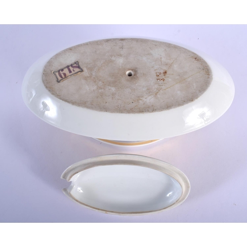 105 - 18TH C. FRENCH PORCELAIN TUREEN STAND AND COVER PAINTED WITH PANELS OF HUNTING SCENES. 17cm high, 26... 