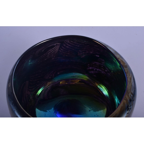 20 - A CHARMING LOUIS COMFORT TIFFANY FAVRILLE GLASS BOWL. 15 cm diameter.