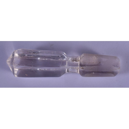 31 - A VICTORIAN BRANDY DECANTER AND STOPPER 21 cm high.