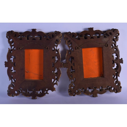 345 - A PAIR OF 19TH CENTURY CONTINENTAL CARVED AND GILDED WOOD MIRRORS of naturalistic form. 32 cm x 26 c... 