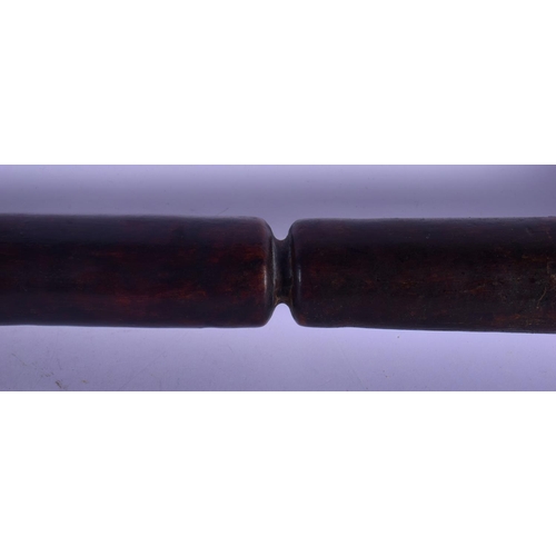 353 - A RARE 17TH CENTURY JAMES I PERIOD CARVED WOOD PEACE ENFORCING MACE also possibly used by Sheriffs B... 