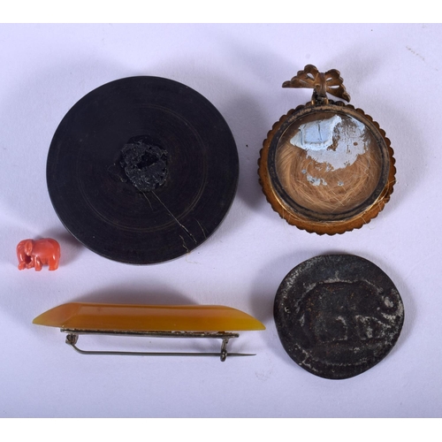 375 - AN EARLY WAX SEAL together with a seed pearl brooch, an amber brooch, early coin etc. (5)
