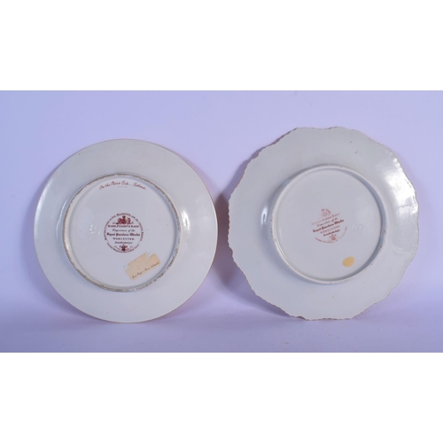 41 - TWO EARLY 19TH CENTURY FLIGHT BARR AND BARR PLATES one painted with a Scottish view, the other with ... 