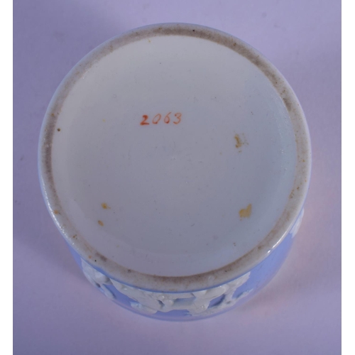 42 - A LATE 18TH CENTURY CHAMBERLAINS WORCESTER BOTANICAL PLATE together with a lavender ground beaker. L... 