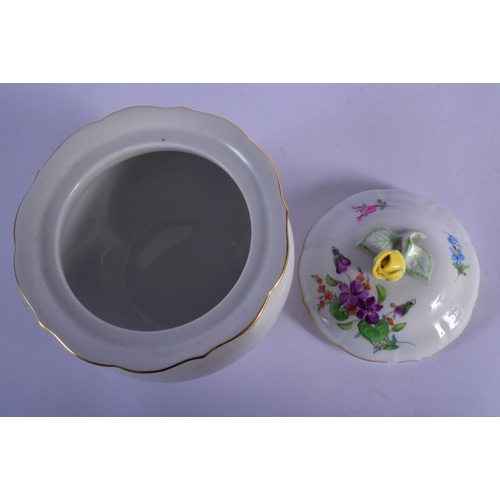 46 - A MEISSEN PORCELAIN SUCRIER AND COVER together with a C1800 Derby dish. Largest 24 cm wide. (2)