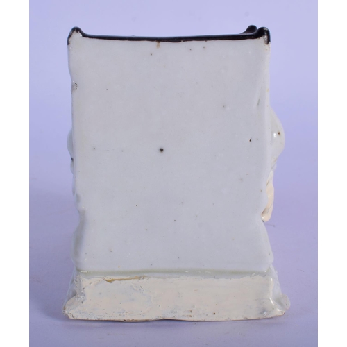 60 - AN ANTIQUE GERMAN LAST TO BED FAIRING. 8 cm x 5.5 cm.