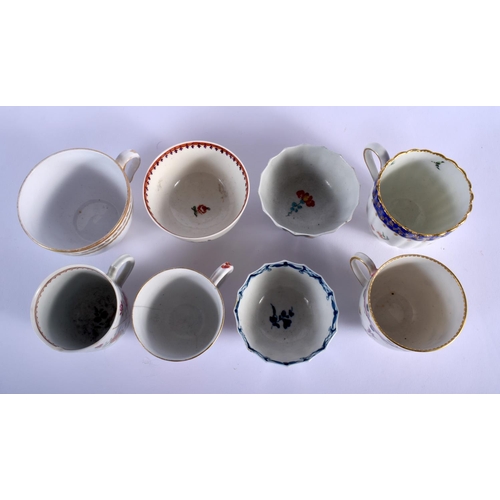 67 - 18TH C. WORCESTER COFFEE CUPS, QUEEN CHARLOTTE PATTERN AND A QUEENS PATTERN BY GILES, TWO CHELSEA DE... 
