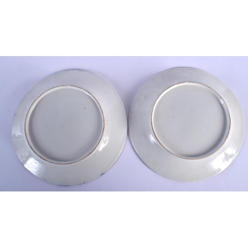 71 - EARLY 19TH C. COALPORT FINE PAIR OF PLATES PAINTED WITH FINE LANDSCAPE SCENES . 22cm diameter (2)